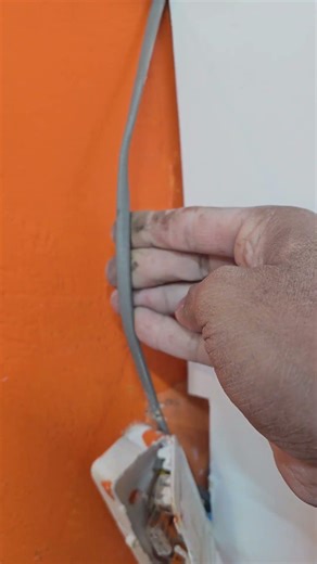 electric sockets burn #constructionchannel #electrician