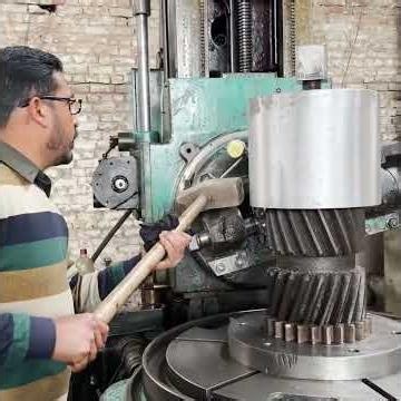 Grandpa's Lathe: Turning Rusty Iron Into a Shining Gear