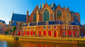 Amsterdam Winter Walking Tour – Frosty Streets and Canals 4K