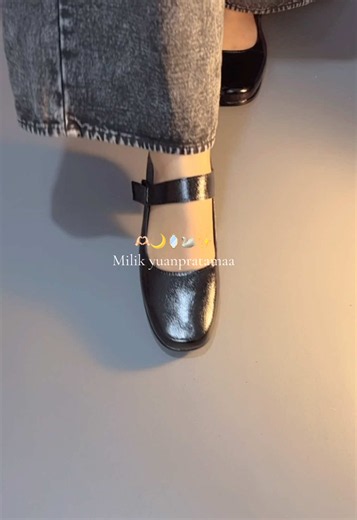 Pantofel Wanita Terbaru - Model Sepatu Pantofel Wanita Stylish