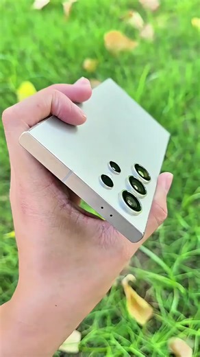 Samsung Galaxy S24 Ultra Display Quality Review