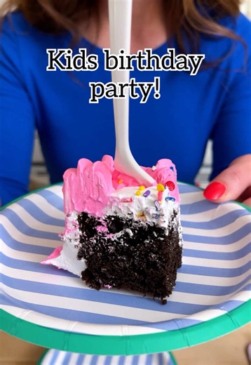 Kids Birthday Party Tips! 🥳 🎂 🎈 Memory making ideas, easy decorating tips, heartwarming hacks and simple party solutions for your next kids birthday! #partyplanning #birthdaycelebration #cake