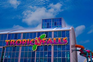 Tropic Falls Waterpark at OWA | Retractable Roof Waterpark