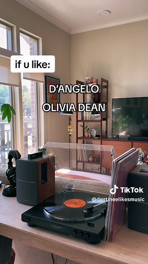 Best Sunday Afternoon Songs Playlist for a Relaxing Day Out