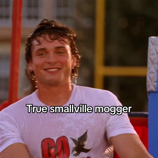 True clark kent #smallville #clarkkent #tomwelling #lexluthor #mog | tom welling