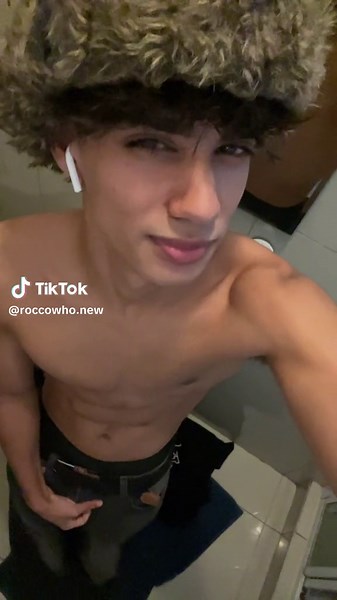 Elizabeth Swann Cosplay Transformation Tutorial