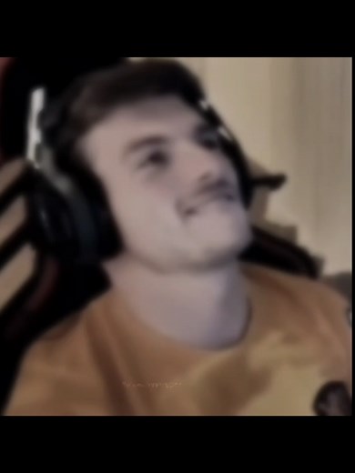 My name is toto wolf🙏 #mv1 #mv33 #maxverstappen🦁 #maxverstappenedit #maxverstappen33 #redbullf1 #redbullracing #maxverstappen #capcut #foryou #foryoupage #f1 #fyp #formula1 #redbullracingf1 @Yannick Boksem @v33stappen