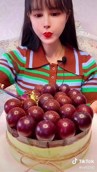 #ShowYourGreatness #food #eating #deliciousc #cake😋🍰 #fyp #😋😄😋