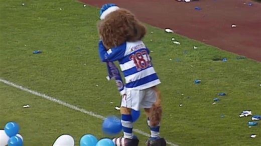 🎙️"What a dramatic end at the Madejski" Voted the 2nd best game in RG2 in 2017, relive a last gasp Play-Off victory against Saturday's opponents 🙌 | Reading Football Club