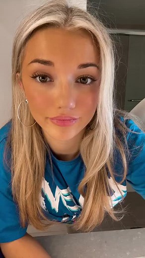 Breckie Hill (@breckiehill.fan.fan)’s videos with original sound - Breckie Hill