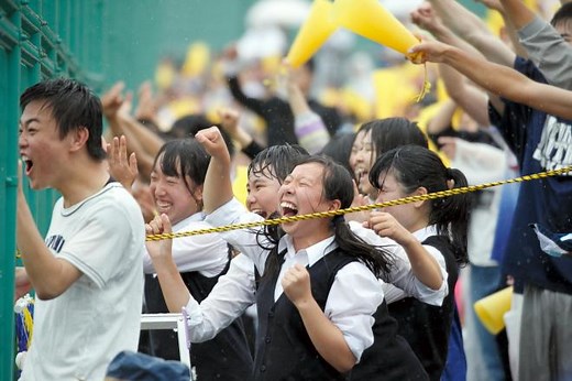 甲子園、ブラフマン応援歌にした野球女子　今や定番アメトーークにも