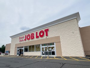 What is Ocean State Job Lot? Discount chain brings ‘crazy deals’ on a little bit of everything to central Pa.