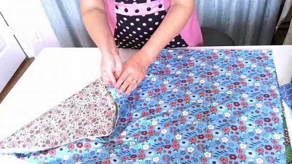 How big is a yard of fabric plus yardage conversion chart