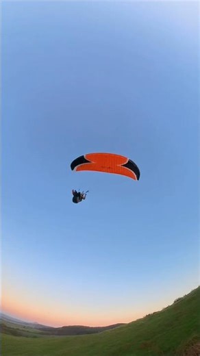 Landing the Miniwing 🔥#paraglider #paragliding #speedwing #adventure #hikeandfly