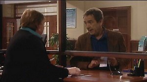 Watch My Family Season 8 Episode 2 - Let's Not Be Heisty