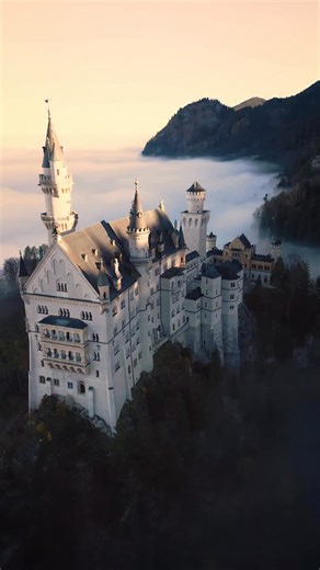The real Disney Castle 😲 🏰 #castle #germany #neuschwanstein | Photography__Tom