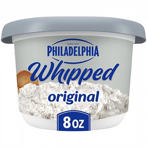 Philadelphia Whipped Cream Cheese Spread, 1 Tub, for Smooth, Spreadable Mornings, Original, No Artificial Preservatives, Flavors or Dyes, 8 oz