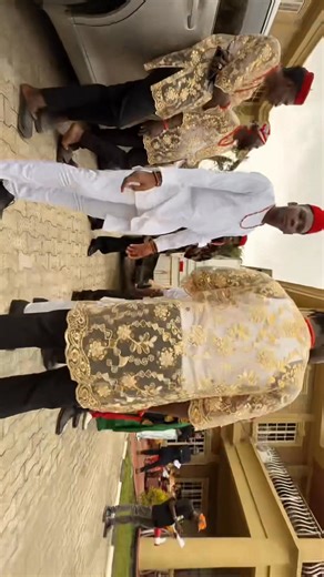 Throwback to the #BehindTheScenes of the movie BEHIND THE SCENES. The making of #BehindTheScenes was fun-filled, with so much hard work and dedication poured into it. I'm so proud of the reviews and support from you, my beautiful fans. #BehindTheScenes is still showing in cinemas nationwide, coming to the USA on January 9 (ticket at regal cinemas) and Canada (ticket at landmark cinemas) on January 16. It's also screening in the UK and Ireland at select Odeon cinemas. (Ticket link in bio) Don't m