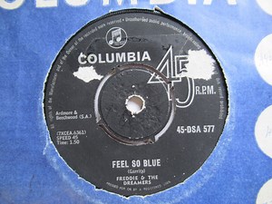 Freddie & The Dreamers - I'm Telling You Now