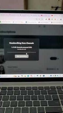 YouTube lo Old Subscribed Channels One Click lo Unsubscribe Ela?