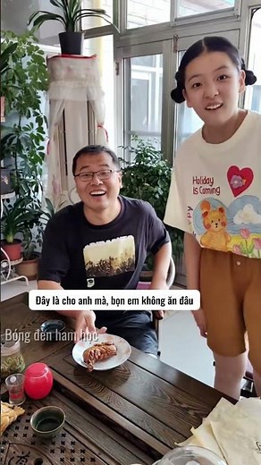 When a daughter has her grandmother's back #knowledge #entertainment