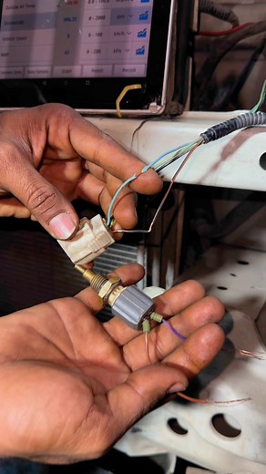 Outside Temperature sensor Not Working installing new one #alsharifauto #asacarinformation #throttle #batteries #temprature #sensor #shortvideo #carmechanic #mechanic #repair #automotive #hafizabad #fuelavarage #advice | Al Sharif Auto Care