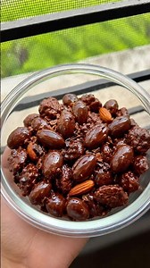 🍫 Healthy Chocolate Almonds in Minutes!
