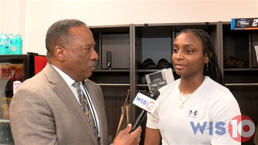 "I know my purpose. I know why I came here. Sacrificing that... that's little. I never had a Final Four."Ta'Niya Latson gave up being the nation's top scorer to come to South Carolina. She'd do it again every time.