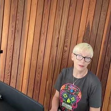 Annie Lennox - Walk Away Renée (Acoustic Live)