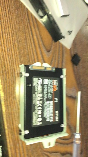 PS4PRO固态硬盘换装简单介绍