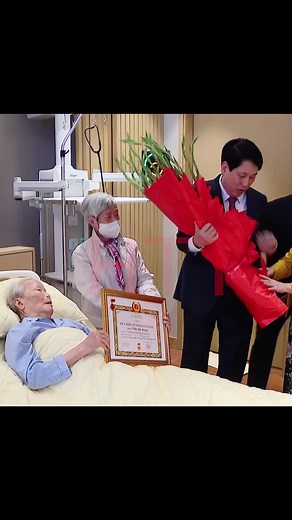 CHỦ TỊCH NƯỚC LƯƠNG CƯỜNG THĂM NGUYÊN CHỦ TỊCH NƯỚC TRẦN ĐỨC LƯƠNG #htttv #chinhtri #TET #bochinhtri #daituong #daituongluongcuong #chutichnuoc