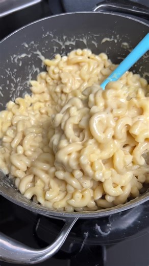 Three Cheese Mac and Cheese - you can totally make it with whole milk or almond milk! Recipe is here: https://littlekit.ch/maccheese | The Little Kitchen