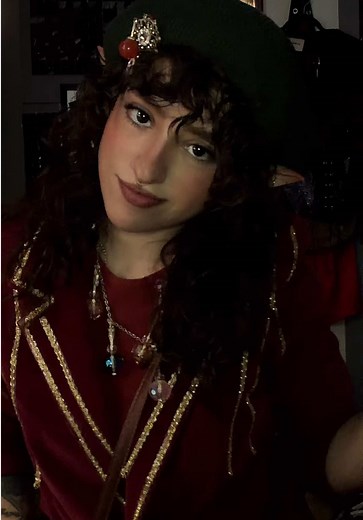 was bernard anyone else’s queer awakening or was it just me? the gender envy was SO real #thesantaclause #bernard #cosplay #davidkrumholtz #enby