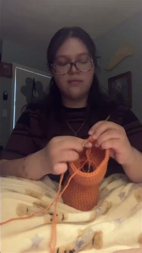 Crochet a tigger with me! Pattern by:MariaDCrochet on YouTube! #crochetdoll #crochet #knittig