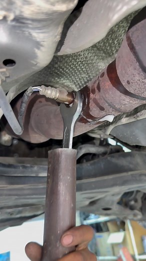 Cleaning a Rusted Oxygen Sensor for Better Fuel Efficiency
