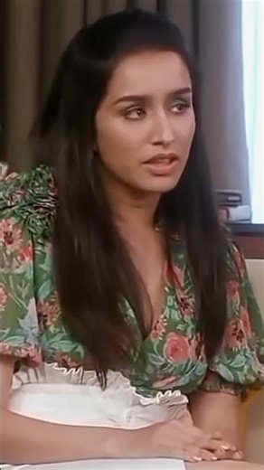 Shraddha Kapoor Trying American accent