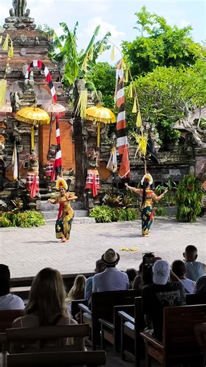 3.6K views · 51 reactions | Legong est un danse traditionnelle...