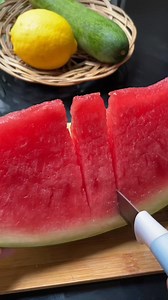 3.9M views · 39K reactions | Mix Cucumber & watermelon #watermelon #Cucumber #juice #drinks #HealthyLifestyle | MariaCooks | Facebook