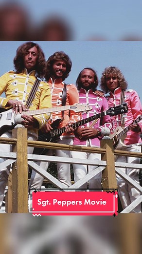 Bee Gees and Peter Frampton on the set of Sgt Pepper’s Lonely Hearts Club Band. 💖#beegees #peterframpton