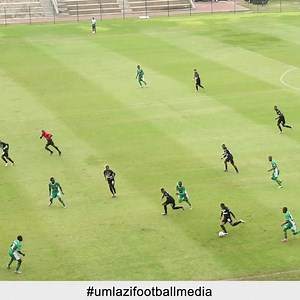 279K views · 1.2K reactions | Siwelele’s number 11 delivers a cross into the box, looking to find his teammate for a possible first-half goal. DSTV Diski Challenge  : Umlazi Football Media #LasukaLahlala #fblifestyle #Umlazi | Umlazi Football Media | Facebook