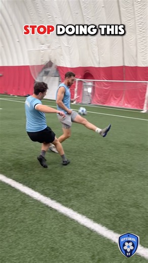 How to BLOCK shots like the PROS 💪 #soccer #football #fyp #viral #defender #shorts