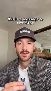 bring a gluten free bun in the house @fiveguys 🍔 | philhatesgluten