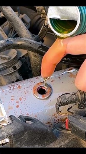 unique tips on how to fill engine oil #shorts #unique