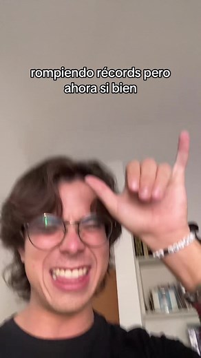 Récord Mundial de la Meada Más Larga | Luda y Montoya