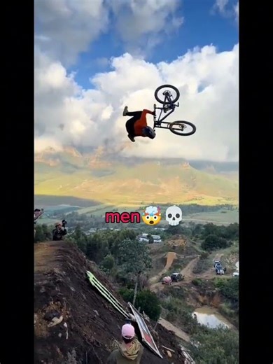 🤯💀Boy vs men #stunt #funny2025 #funnyshorts #fypシ゚viral #shortsfeed #shorts #stuntbike
