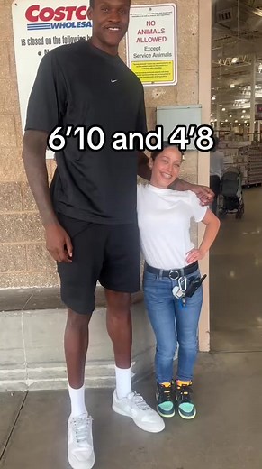 This is CRAZY‼️#heightdifference #6foot10 #4foot8 #tall #short #fyp | Nick Knudtson