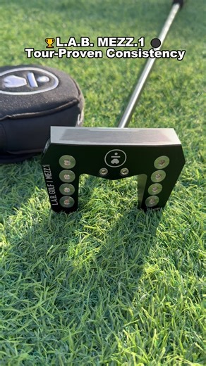 MEZZ.1 RH Putter: Precision with Auto-Balance