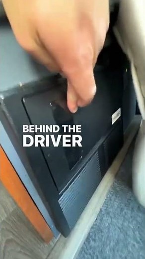 Camper Van Build Lithium Battery Inverter Charger 12 Volt Electrical System & Solar Panel Details