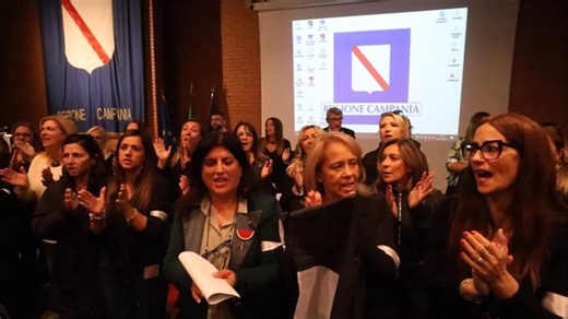 Solidarietà a Gaza, flash mob delle donne della Cgil
