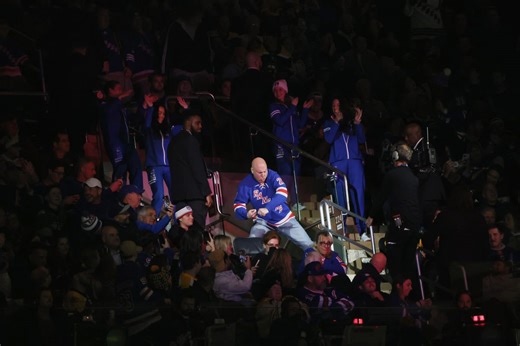 NY Rangers mainstay 'Dancing Larry' gets handsy with arena staff: suit